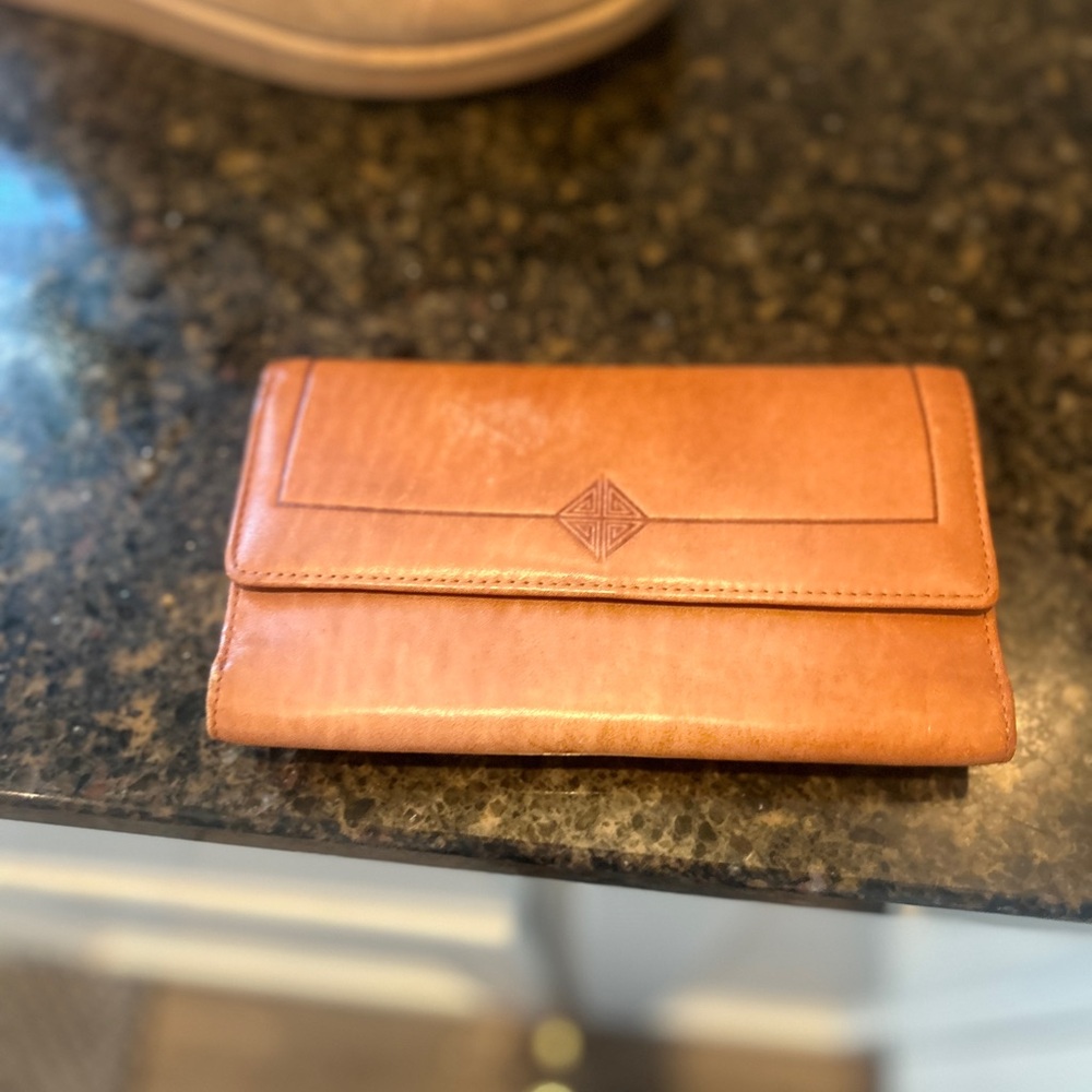 Elegant Tan Leather Wallet